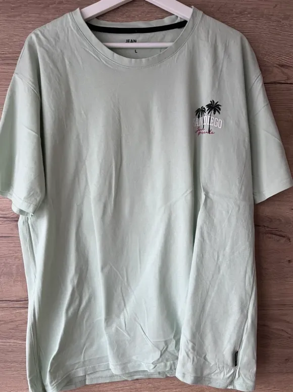 2 Herren T-Shirts L