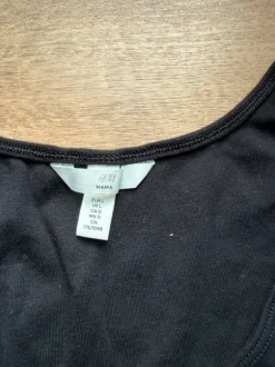 2 H&M Mama Top