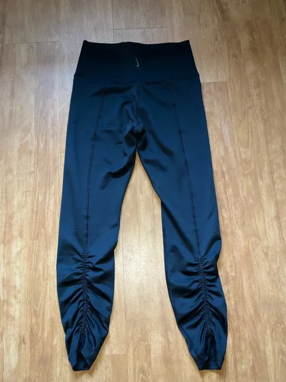 3/4 Leggings von Nike