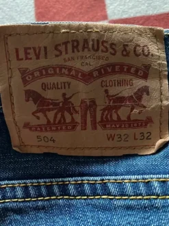504 Levi’s