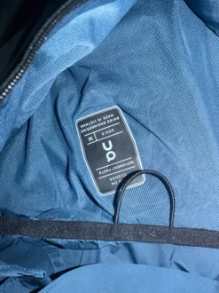 2 on cloud vest
