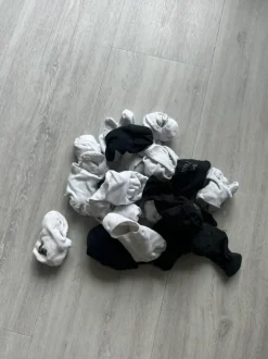 18 Paar Sneakersocken 43-46