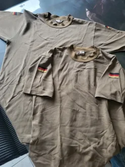2 Stück Bundeswehr Tshirt Gr. 5