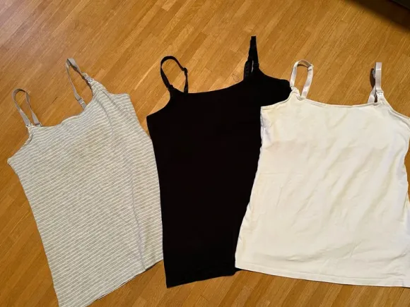3 Stilltops Gr. S H&M