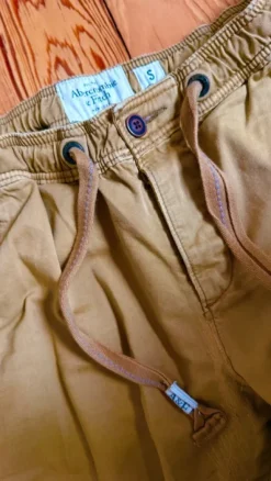 Abercrombie & Fitch Hose beige braun Größe S Gummizug