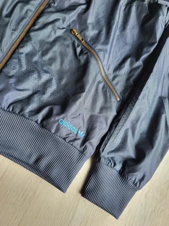 Adidas Jacke Größe S dunkelblau