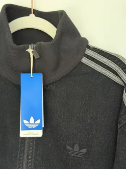 Adidas Originals Jeansjacke schwarz (true black) Gr L. neu und ungetragen mit Etikett