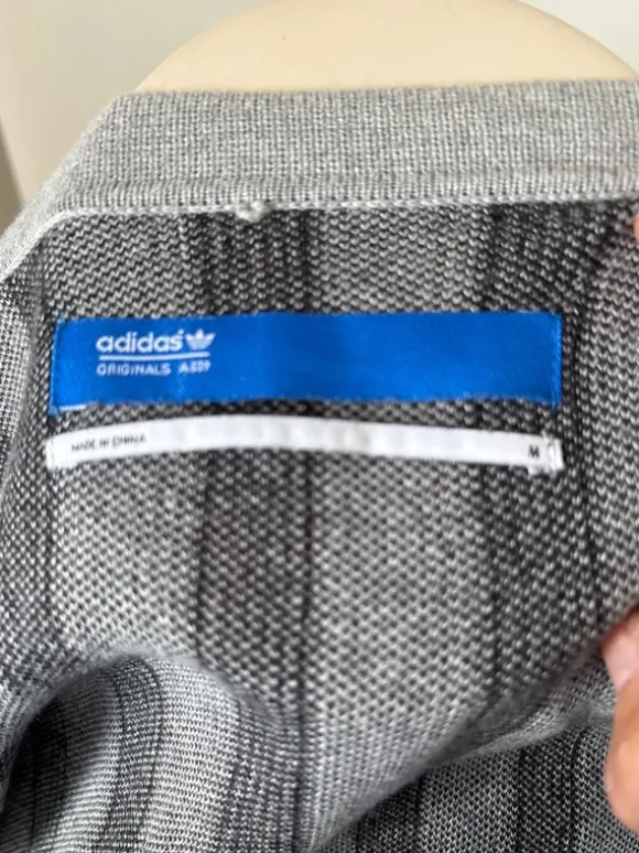 Adidas Originals leichte gestreifte Baumwollstrickjacke