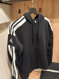 Adidas Pullover mit Kapuze
