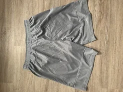 Adidas Shorts in L