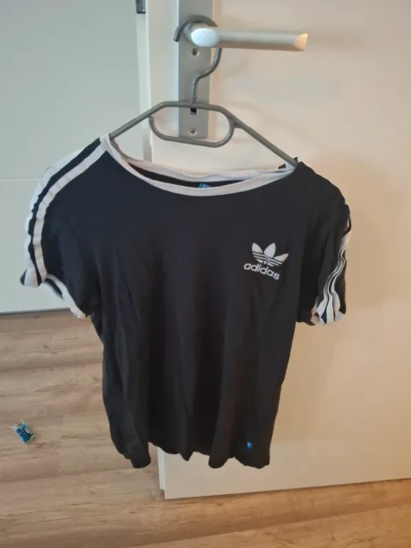 Adidas Tshirt