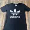 Adidas T-Shirt