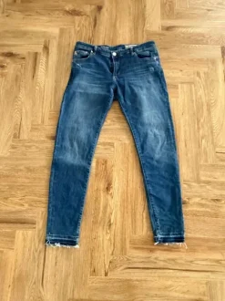 Adriano Goldschmied (AG) Super Skinny Ankle