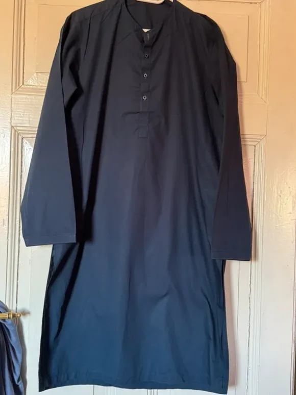 Afghani clothes
