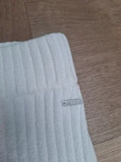 Aim'n joggingspak wit /creme