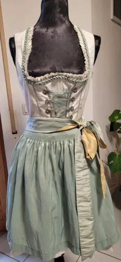 Alpin de Luxe Dirndl