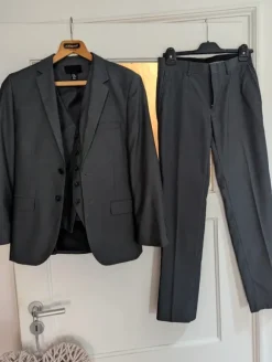 Anzug mit Weste, H&M, 44