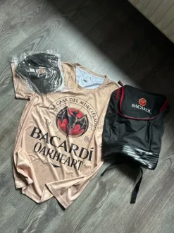Bacardi pakket, shirt maat L, pet en tas
