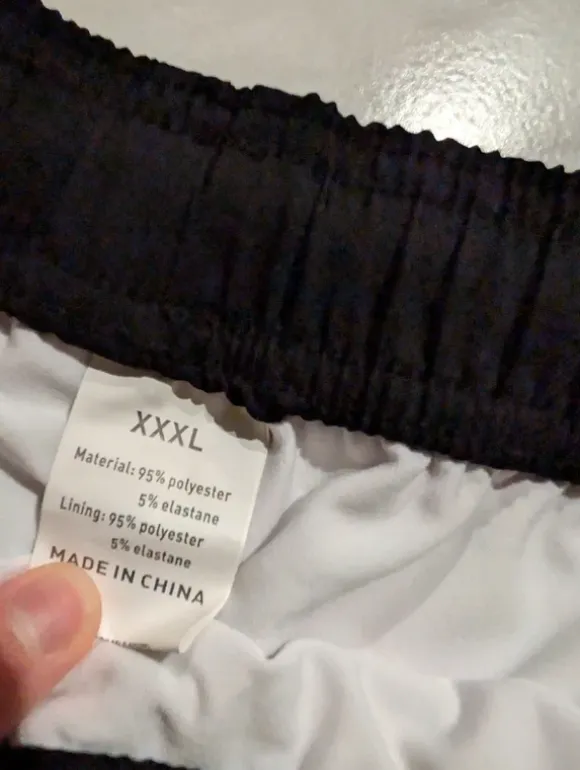 Badehose mit Tasche Blumenmotiv