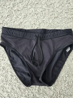 Badehose von Nabaiji. Neu