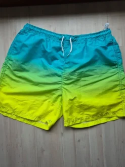 Badeshort blau gelb