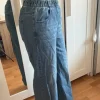 Baggy Jeans mit Bund