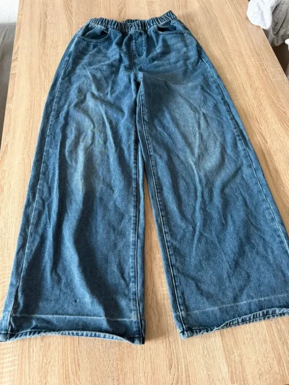 Baggy Jeans mit Bund