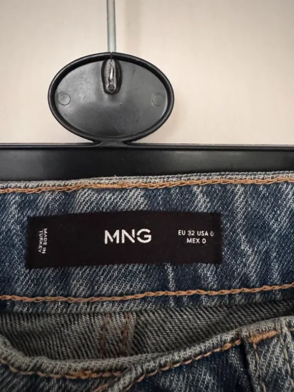 Balloon-Jeans mit mittlerer Bundhöhe