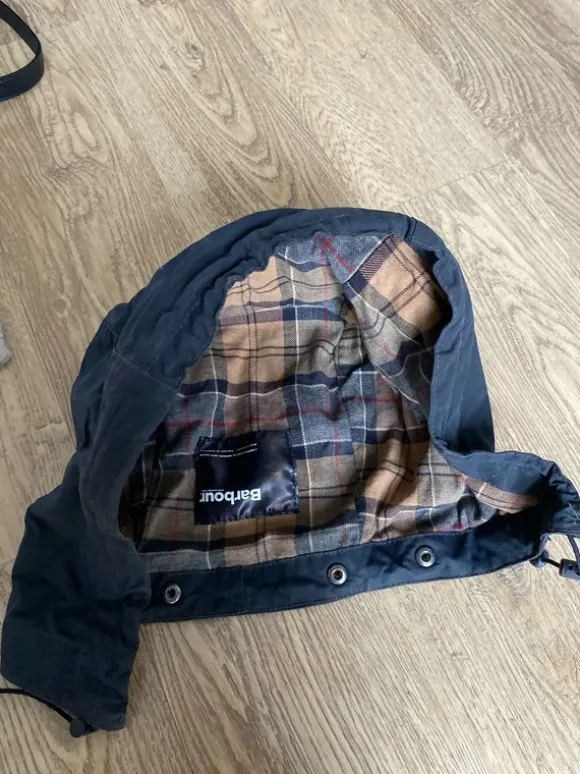 Barbour Kapuze dunkelblau