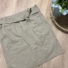 Beiger Paperbag Rock mit Gürtel