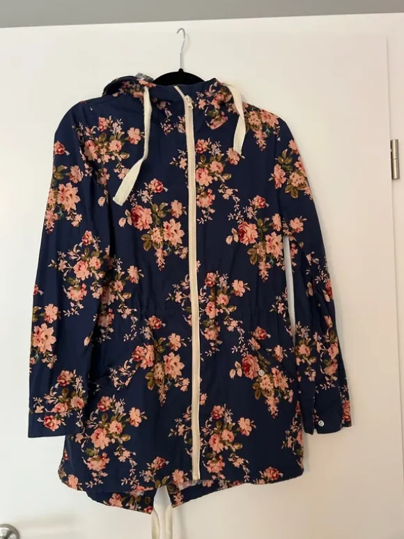 Übergangsjacke Blumenmuster