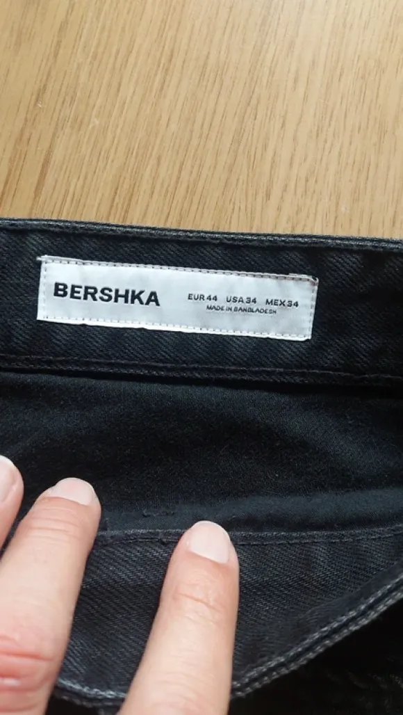 Bershka Baggy Shorts