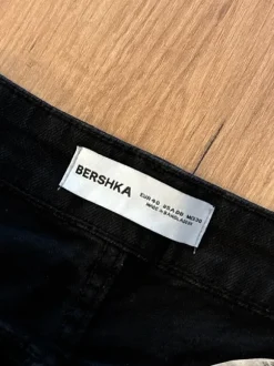Bershka Jeans Shorts schwarz