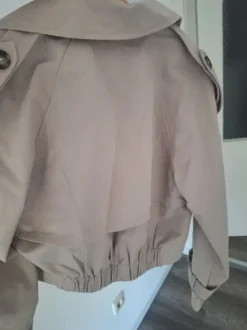 Bershka virale cropped Trenchcoatjacke #viral #trend