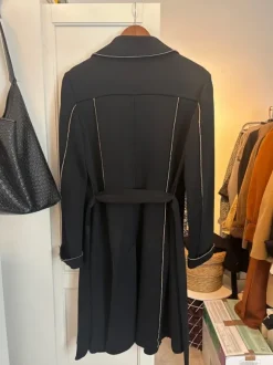 Besonderer Trenchcoat