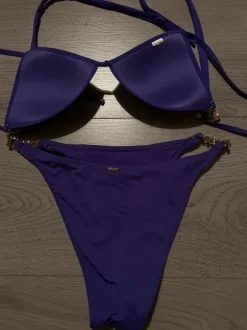 Bikini lila