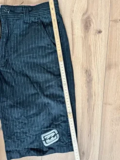 Billabong 90s baggy shorts