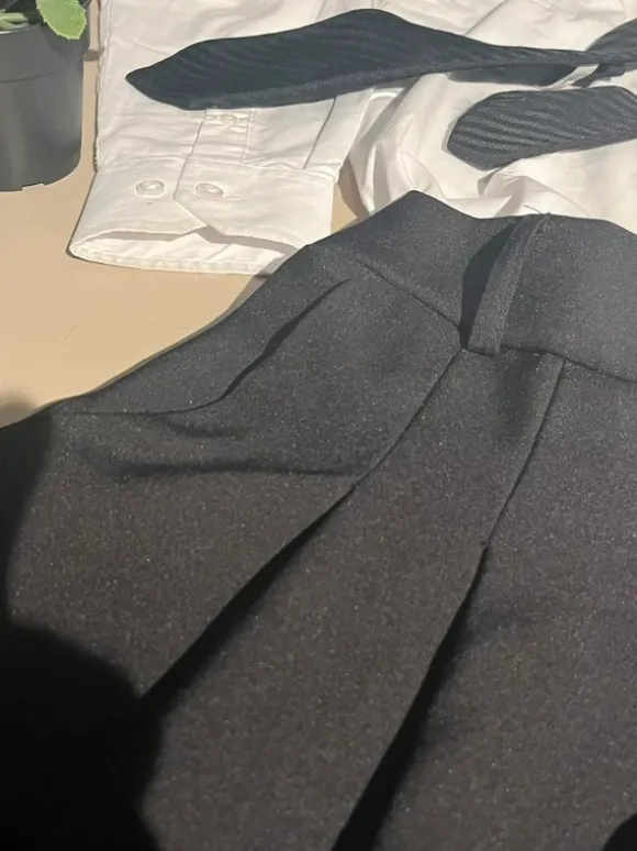 Black Baggy Pleated Trousers