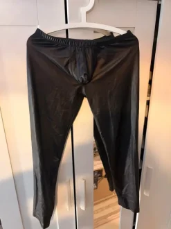 Black Liquid Leather Fetish Leggings - Pouch Front