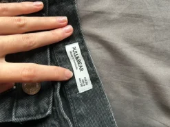 black mum jeans