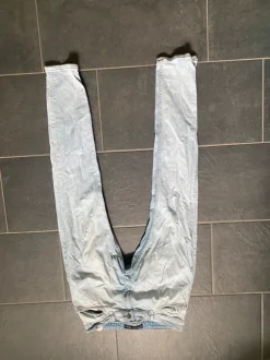 Blaue Jeans Hose