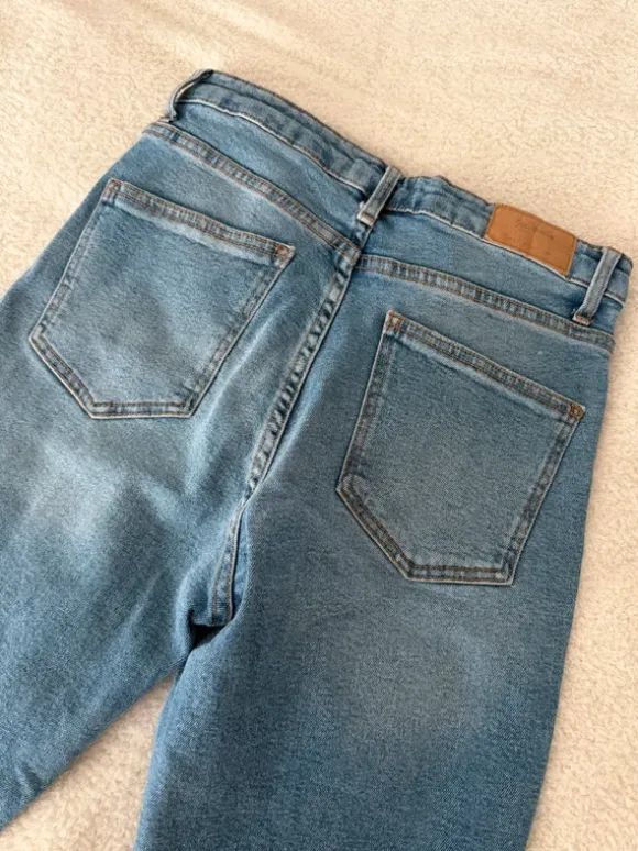 Blaue stradivarius Jeans
