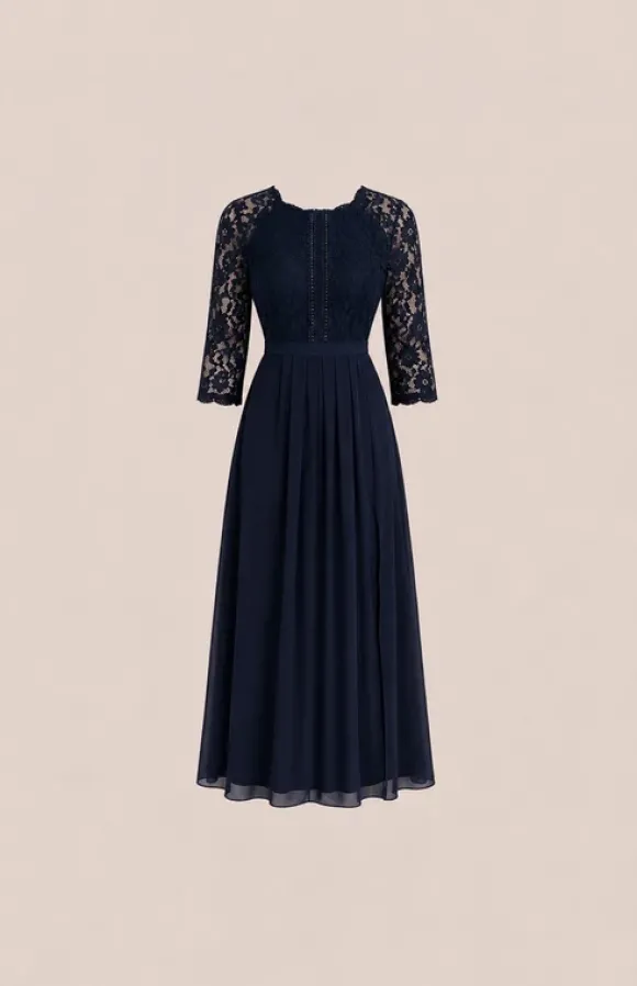 Blaues Ballkleid
