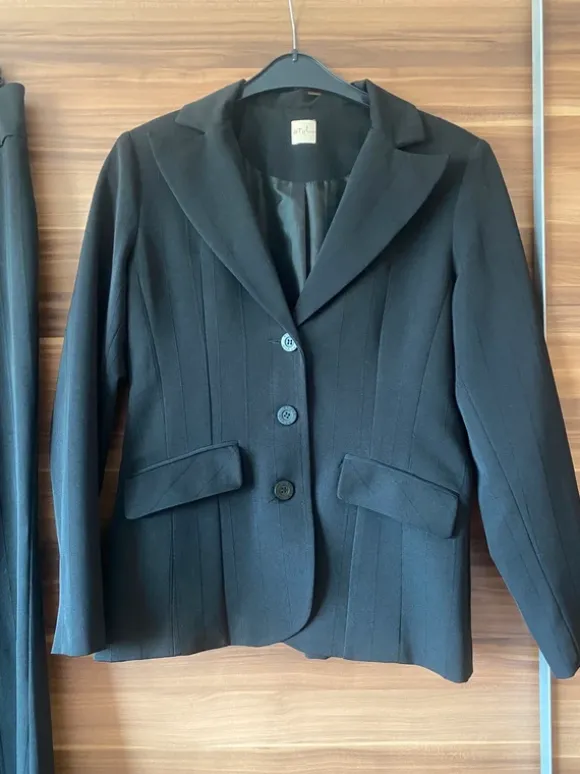 Blazer + passende Hose / L