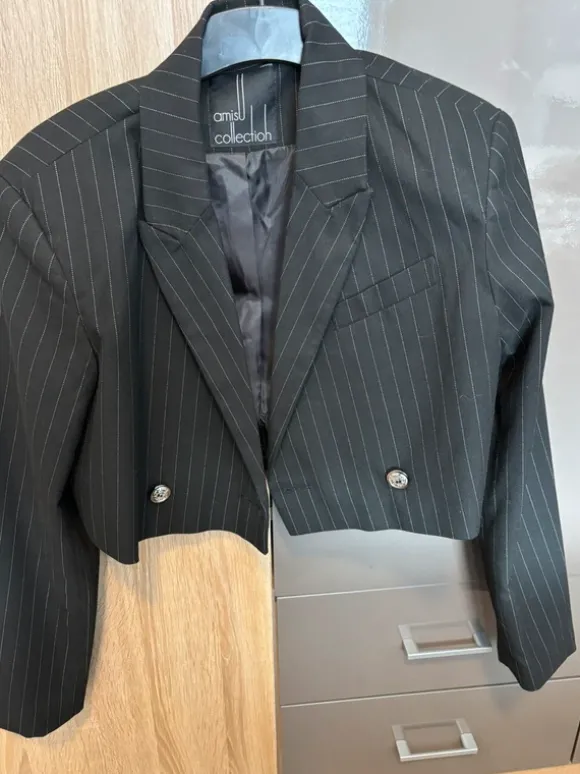 Blazer mit kurzem rücken