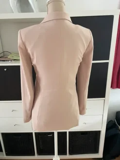 Blazer rose pâle