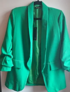 Blazer vert taille M neuf tendance
