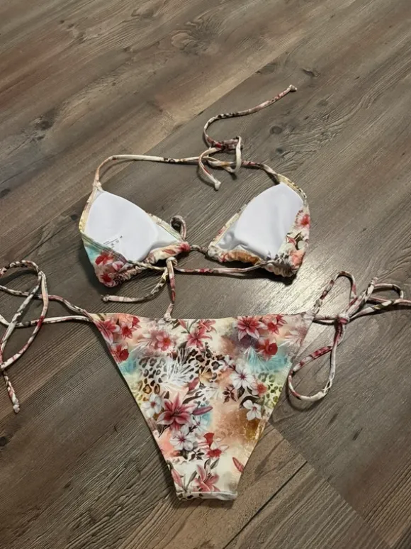 Blumen Bikini Set 🌸