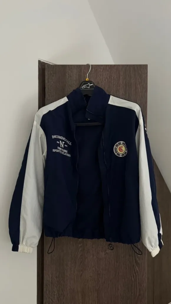 Bomberjacke Stradivarius Windjacke Vintage blau weiß