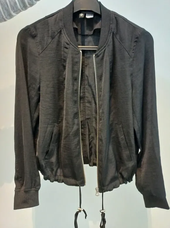 bomberjasje h&m maat 34